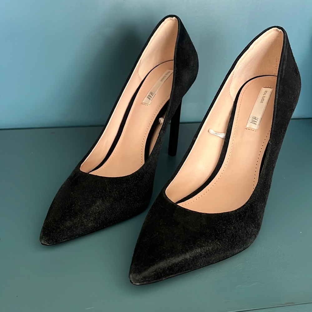 H&M Black Suede Leather Stiletto Heel Pointed Toe Classic Pump